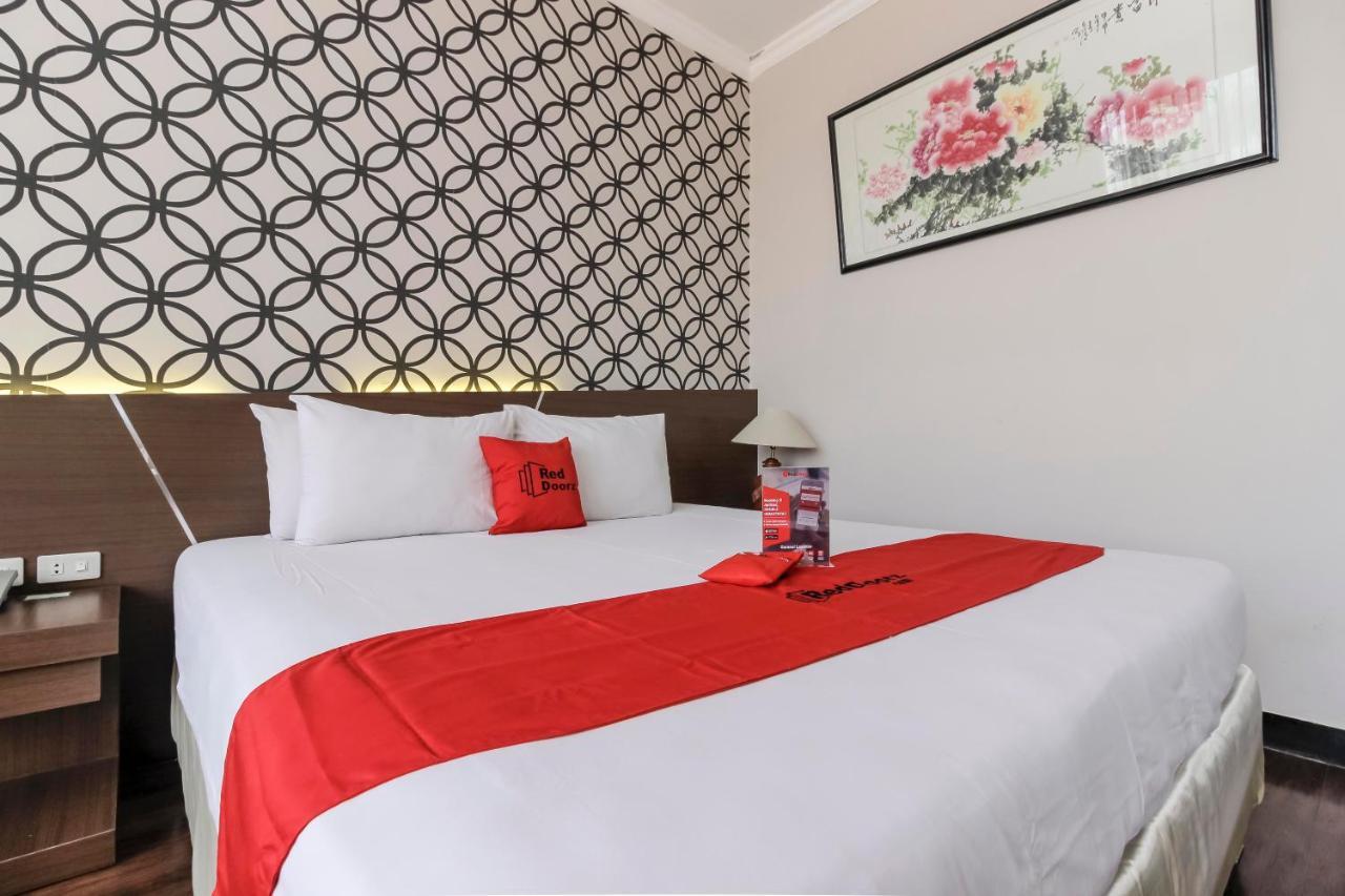 Reddoorz Plus Near Grage City Mall Cirebon Exterior photo
